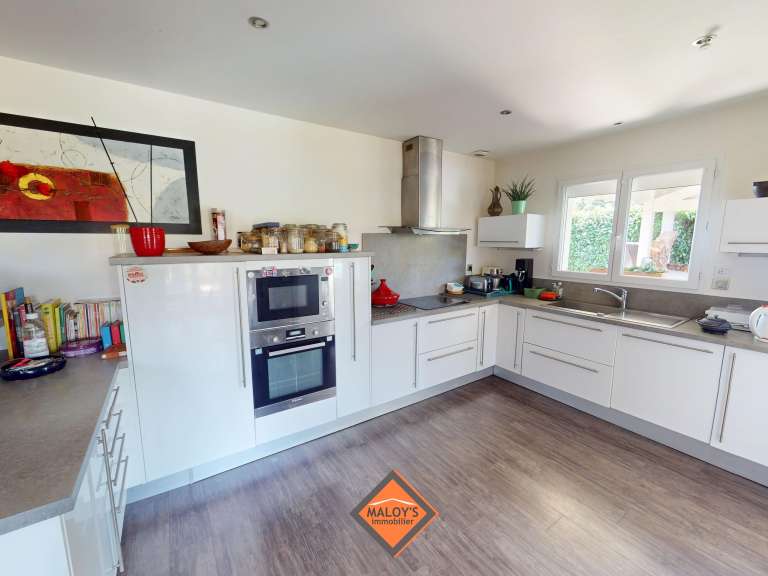 Maison Chazay-d'Azergues - 186m²
