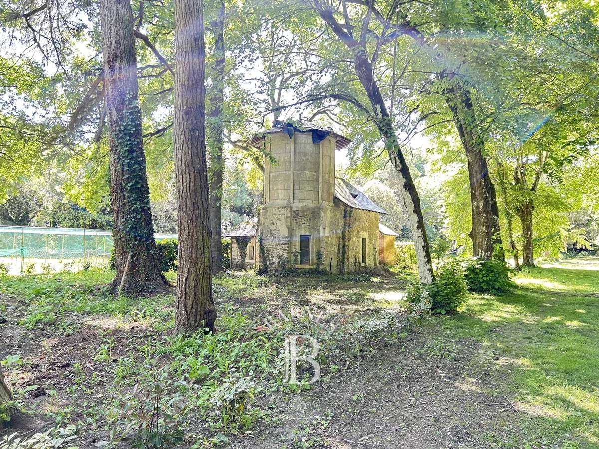 Château Chazé-sur-Argos