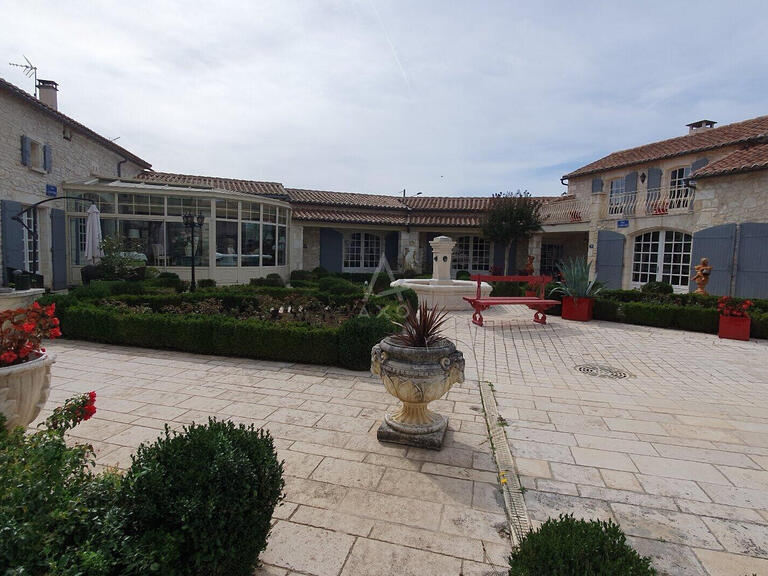 Vente Maison Chazelles - 6 chambres