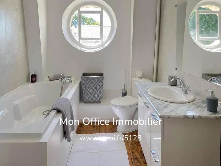 Château Chazemais - 10 chambres - 1389m²