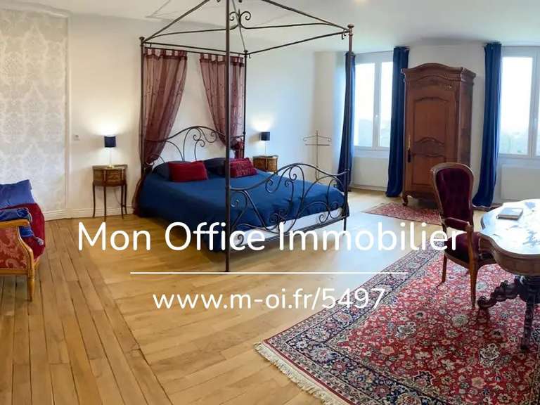 Château Chazemais - 10 chambres - 1389m²