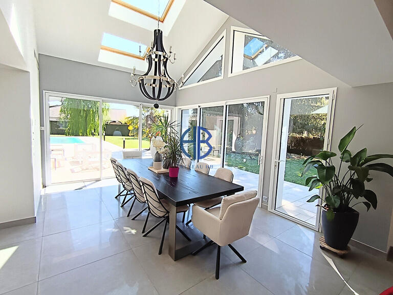 House Chazey-Bons - 6 bedrooms - 240m²