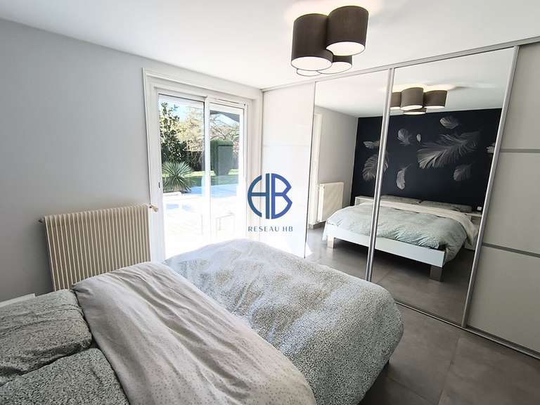 Maison Chazey-Bons - 6 chambres - 240m²