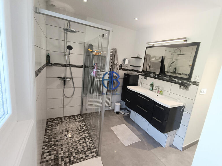 House Chazey-Bons - 6 bedrooms - 240m²