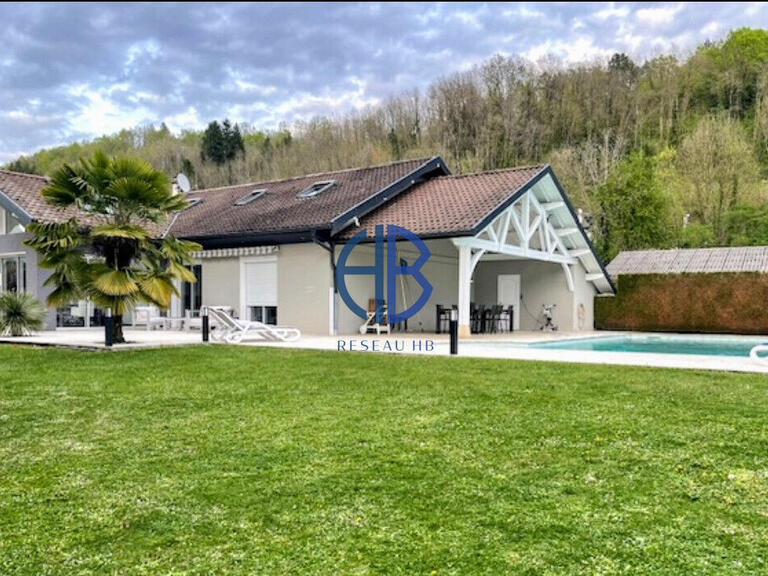 House Chazey-Bons - 6 bedrooms - 240m²