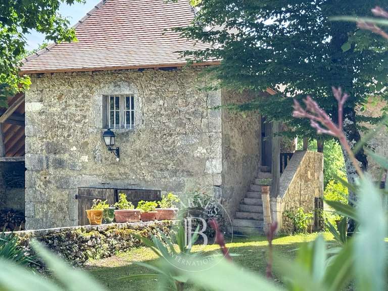 Propriété Chazey-Bons - 7 chambres