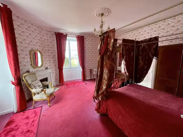 Château Chef-Boutonne - 7 chambres - 405m²