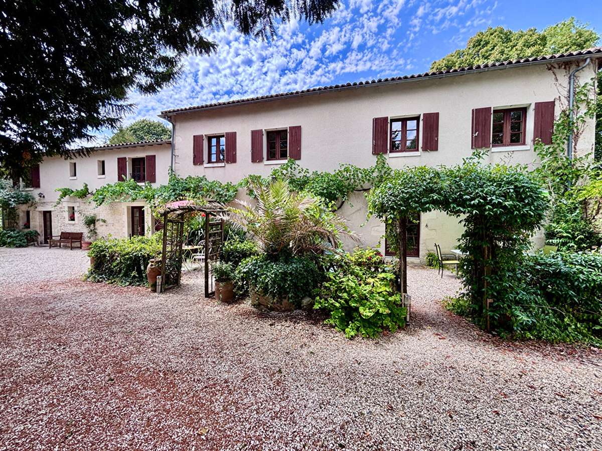 Maison Chef-Boutonne