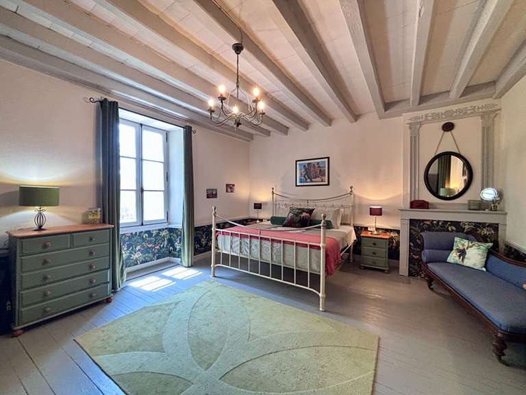 Maison Chef-Boutonne - 14 chambres - 565m²