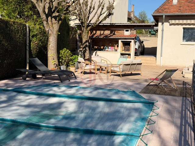 Maison Chemaudin et Vaux - 5 chambres - 270m²