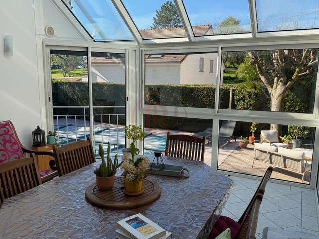 Maison Chemaudin et Vaux - 5 chambres - 270m²