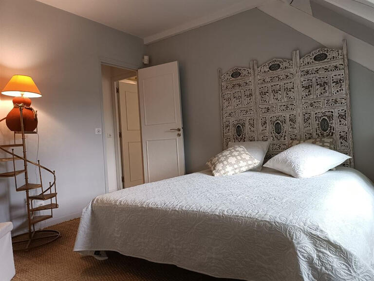 Maison Chémery - 4 chambres - 230m²