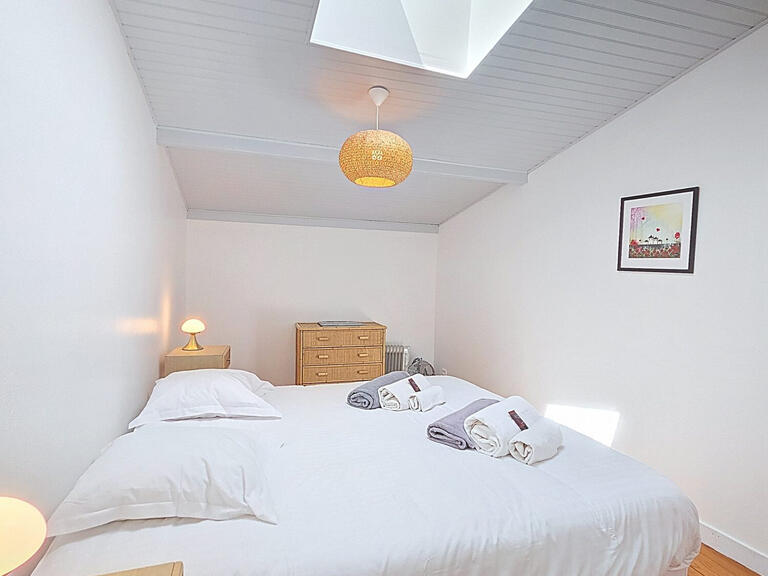 Maison Chenac-Saint-Seurin-d'Uzet - 8 chambres - 376m²
