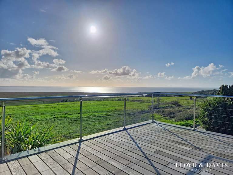 Maison Chenac-Saint-Seurin-d'Uzet - 4 chambres - 280m²