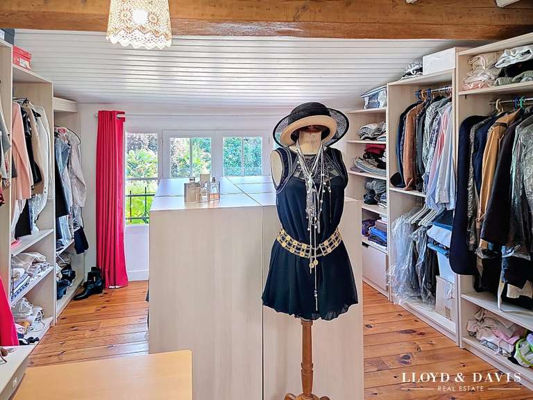 Maison Chenac-Saint-Seurin-d'Uzet - 8 chambres - 376m²