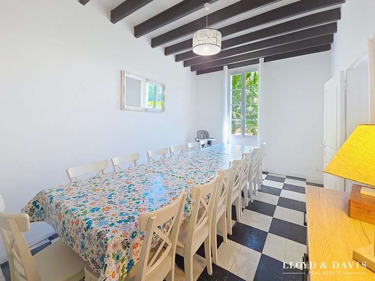 Maison Chenac-Saint-Seurin-d'Uzet - 8 chambres - 376m²