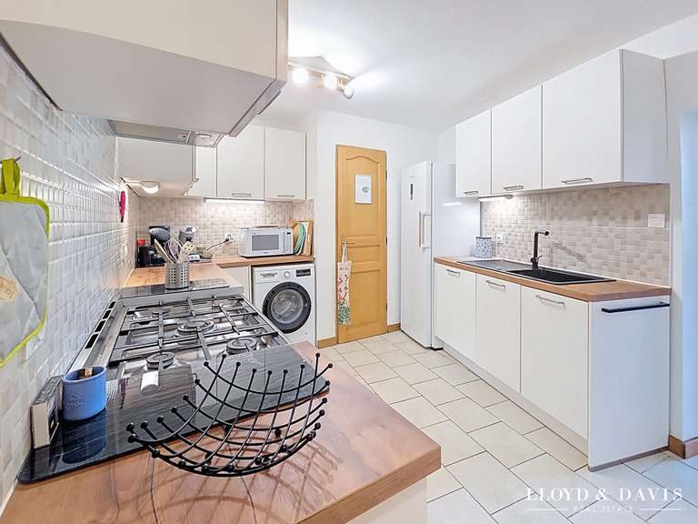 Maison Chenac-Saint-Seurin-d'Uzet - 8 chambres - 376m²