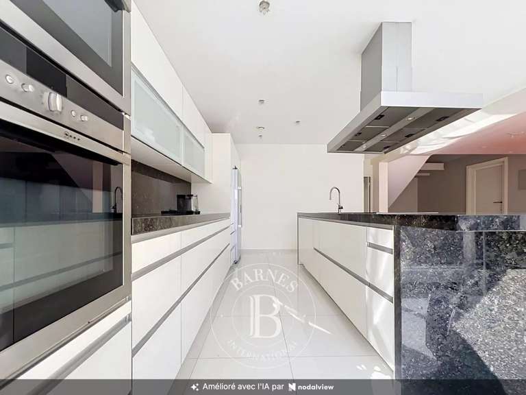 Maison Chennevières-sur-Marne - 4 chambres - 478m²