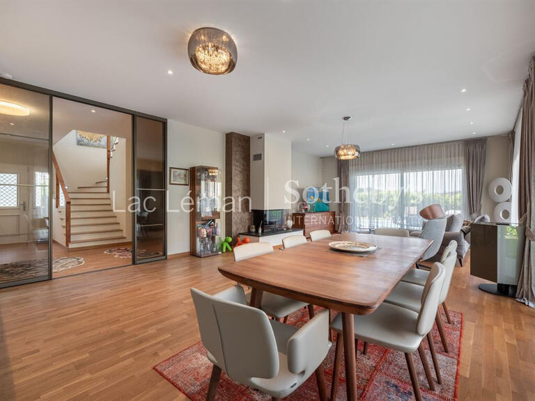 House Chens-sur-Léman - 5 bedrooms - 312m²