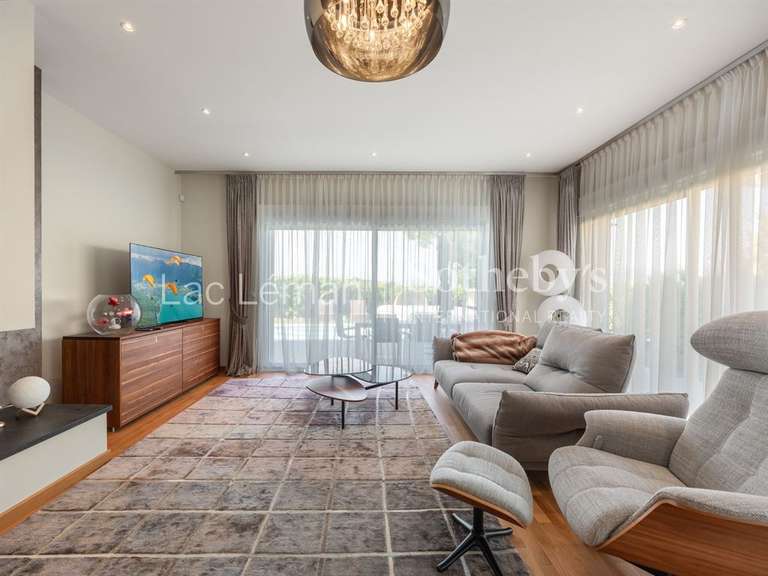 Maison Chens-sur-Léman - 5 chambres - 312m²