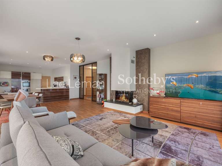 Maison Chens-sur-Léman - 5 chambres - 312m²