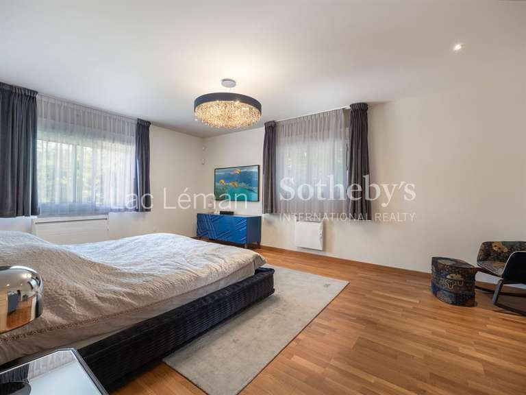 Maison Chens-sur-Léman - 5 chambres - 312m²