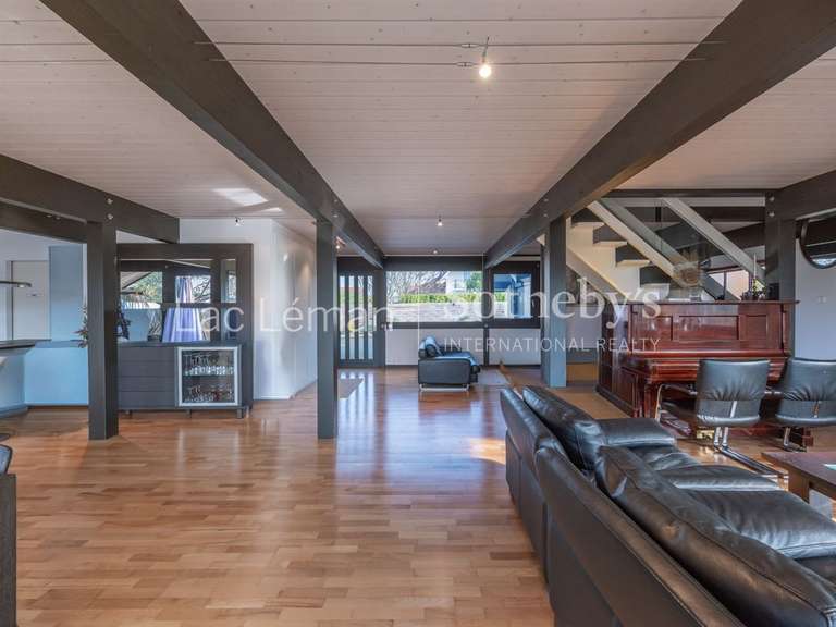 Maison Chens-sur-Léman - 5 chambres - 185m²