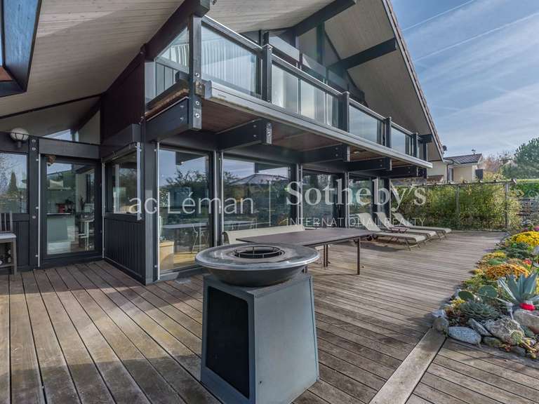 Maison Chens-sur-Léman - 5 chambres - 185m²