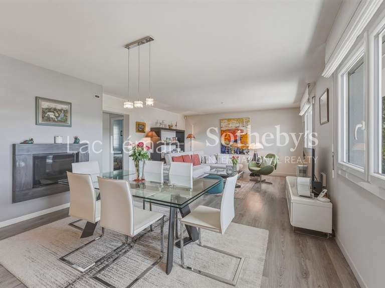 Maison Chens-sur-Léman - 3 chambres - 143m²