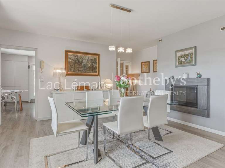 Maison Chens-sur-Léman - 3 chambres - 143m²