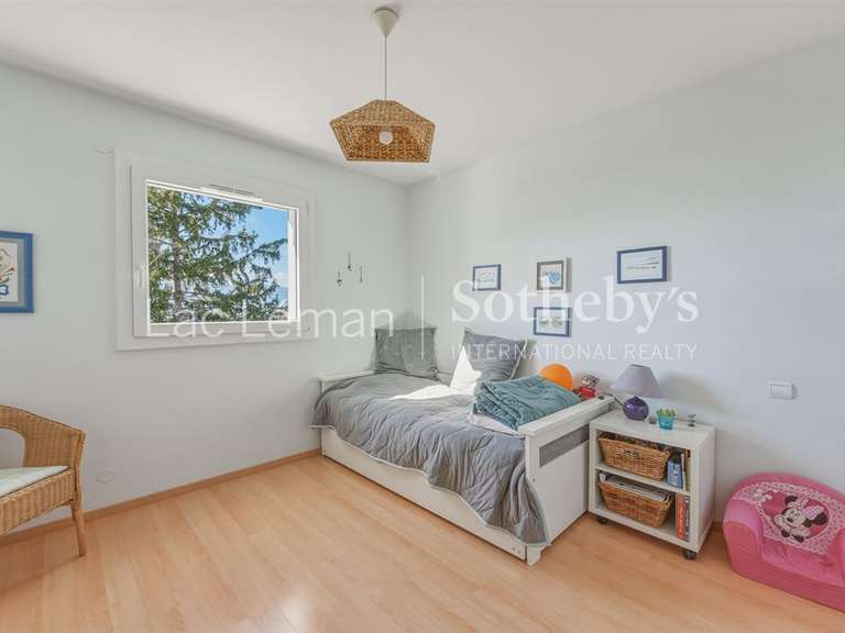 Maison Chens-sur-Léman - 4 chambres - 194m²