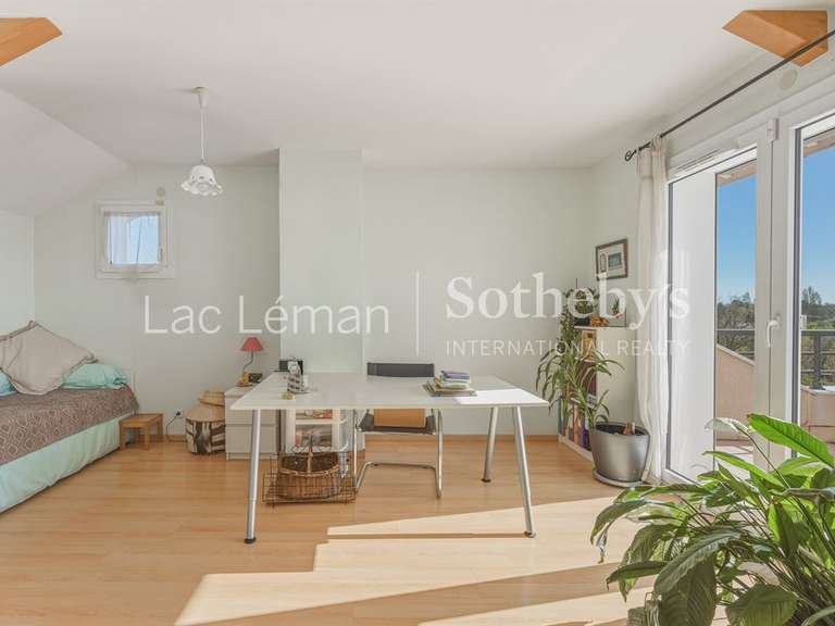 Maison Chens-sur-Léman - 4 chambres - 194m²