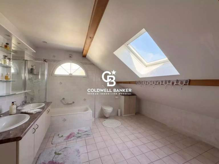 Maison Chens-sur-Léman - 4 chambres - 16m²
