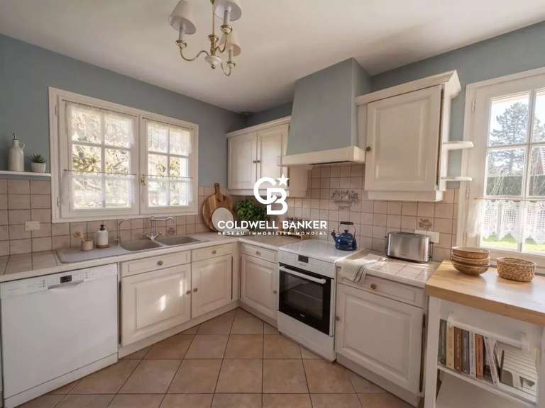 Maison Chens-sur-Léman - 4 chambres - 16m²