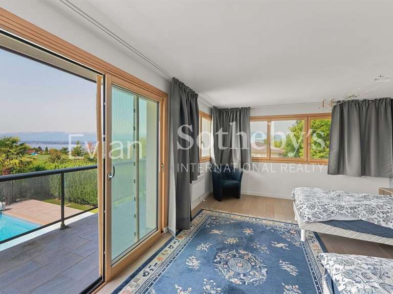 Maison Chens-sur-Léman - 5 chambres - 160m²
