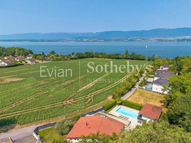 Maison Chens-sur-Léman - 5 chambres - 160m²