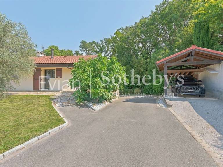Maison Chens-sur-Léman - 5 chambres - 160m²