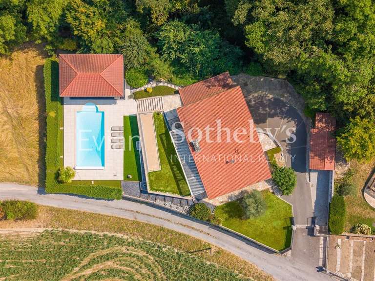 Maison Chens-sur-Léman - 5 chambres - 160m²