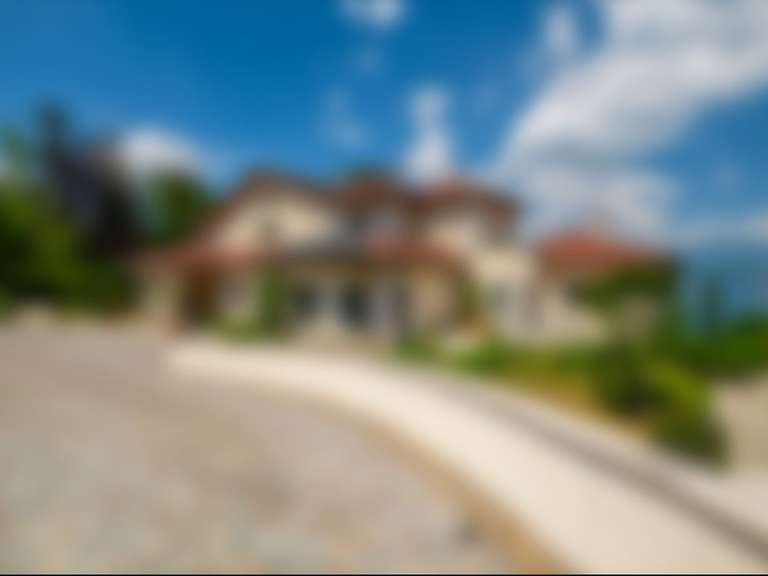 Maison Chens-sur-Léman - 9 chambres - 1361m²