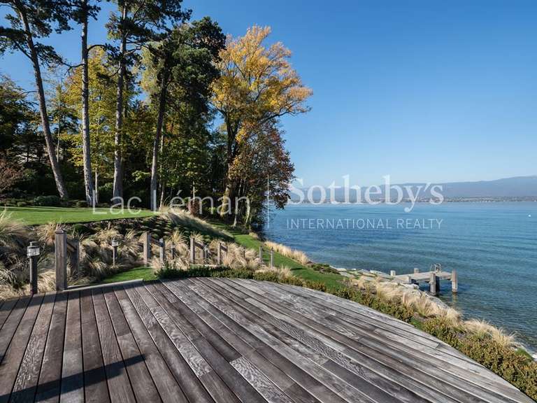 Propriété Chens-sur-Léman - 8 chambres - 1361m²
