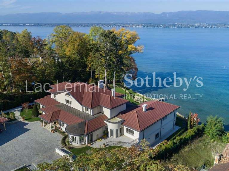 Propriété Chens-sur-Léman - 8 chambres - 1361m²