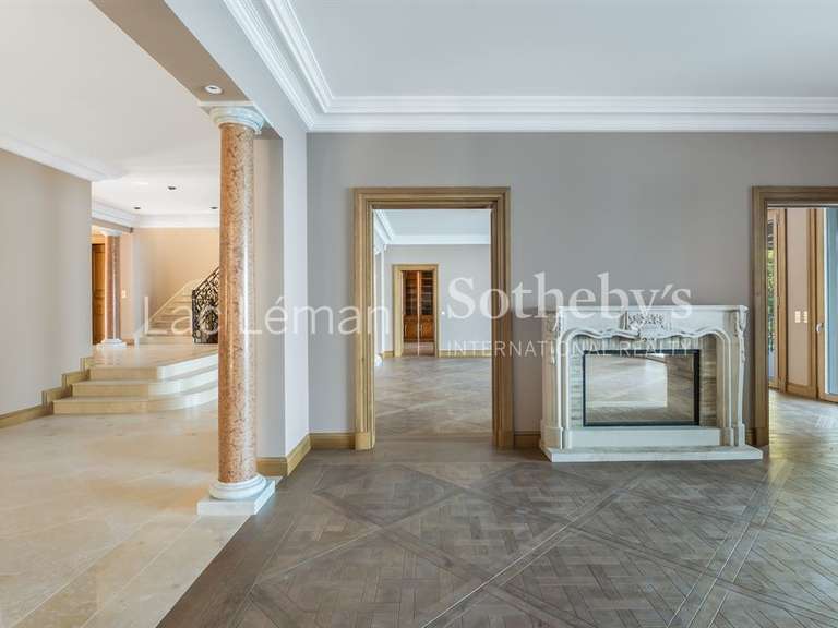 Propriété Chens-sur-Léman - 8 chambres - 1361m²