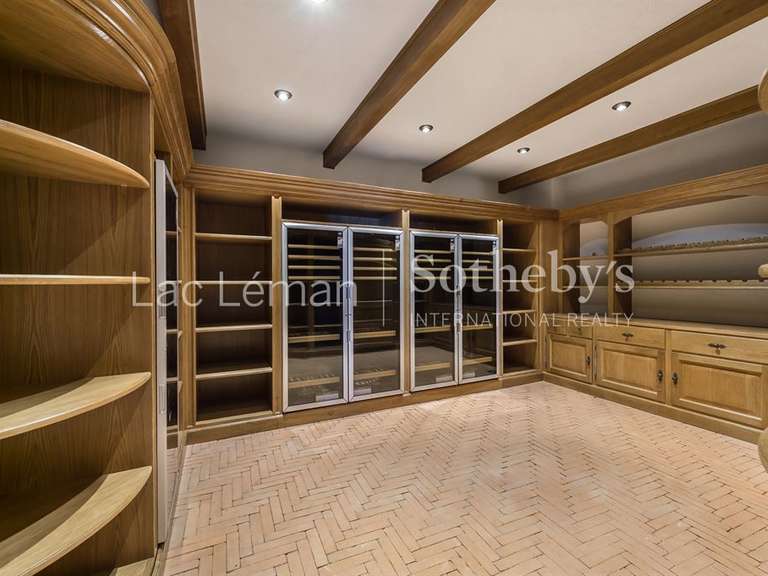 Propriété Chens-sur-Léman - 8 chambres - 1361m²