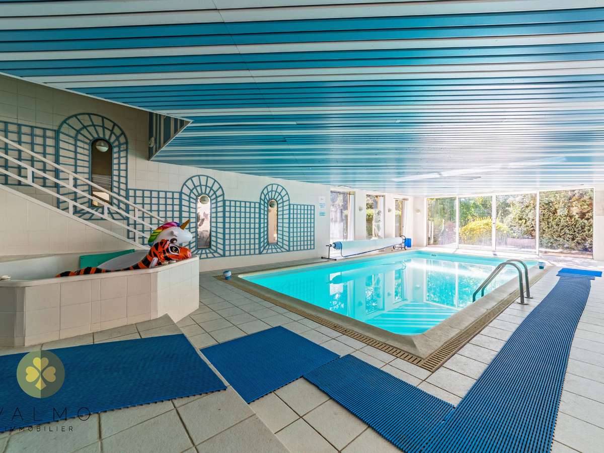 Maison Cherisy