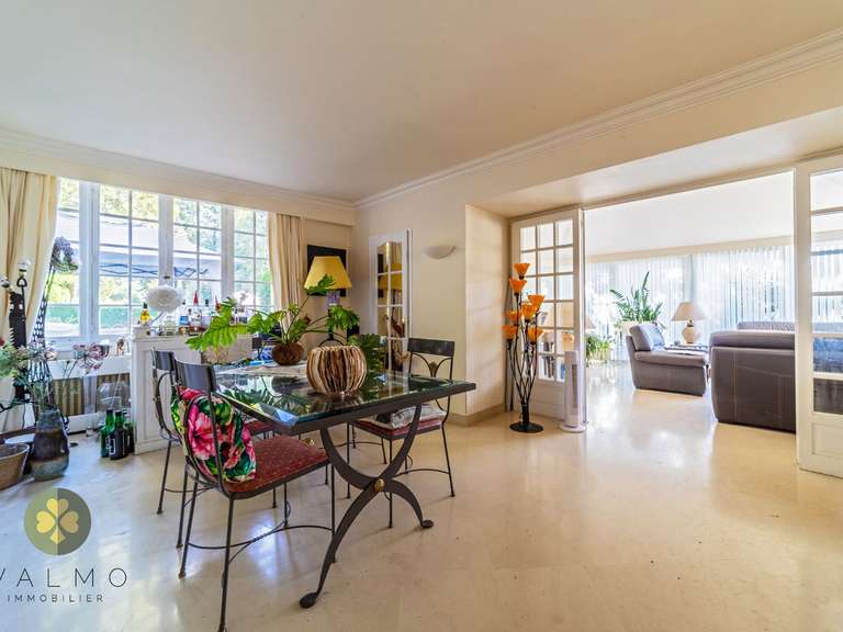 Maison Cherisy - 10 chambres - 1500m²