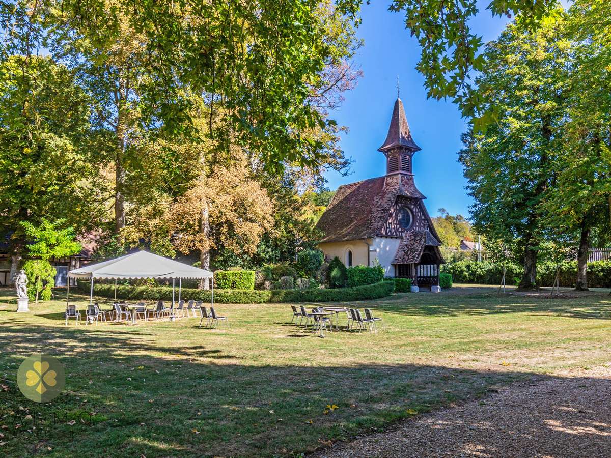 Maison Cherisy