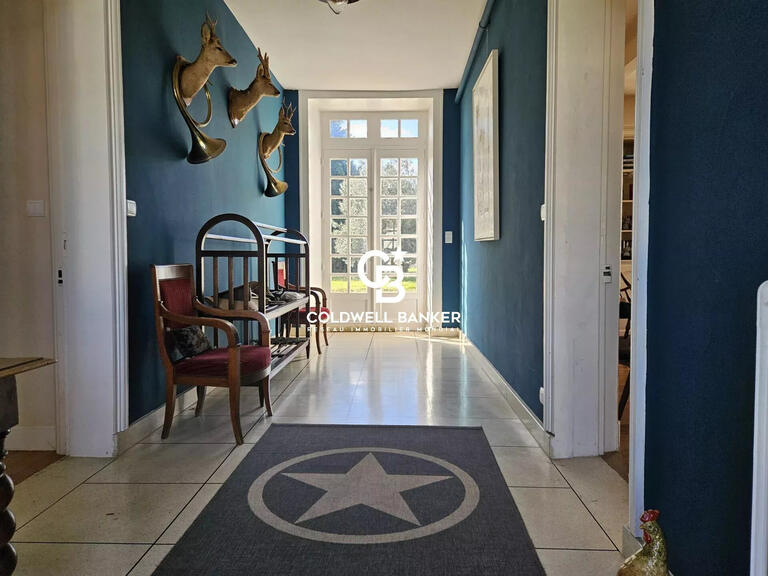Maison Cherves-Richemont - 6 chambres - 270m²