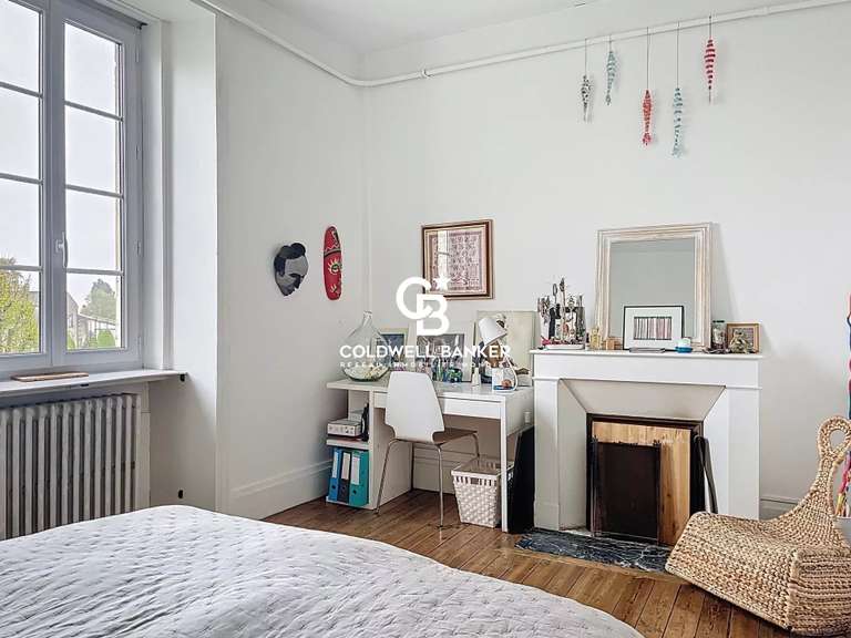 Maison Cherves-Richemont - 6 chambres - 298m²