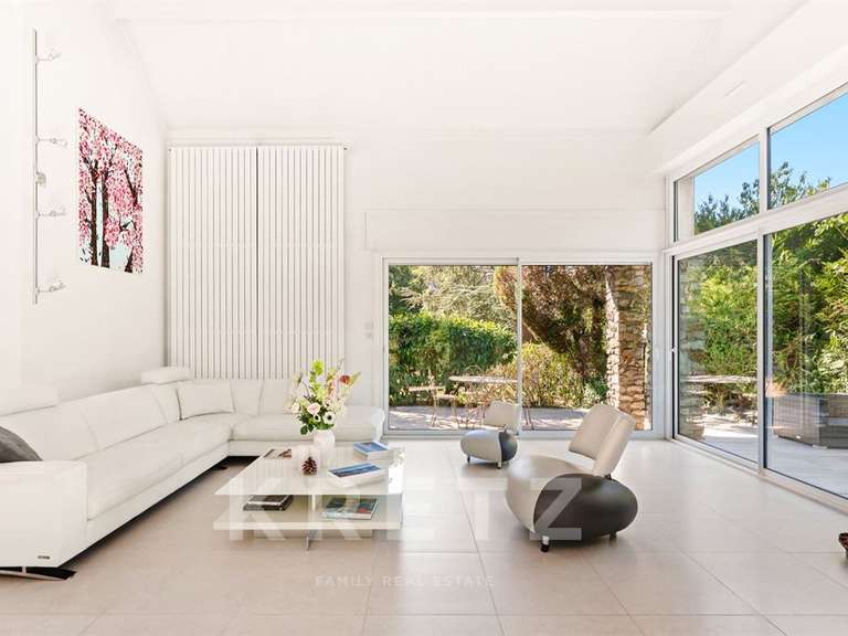 Maison Chessy - 4 chambres - 280m²