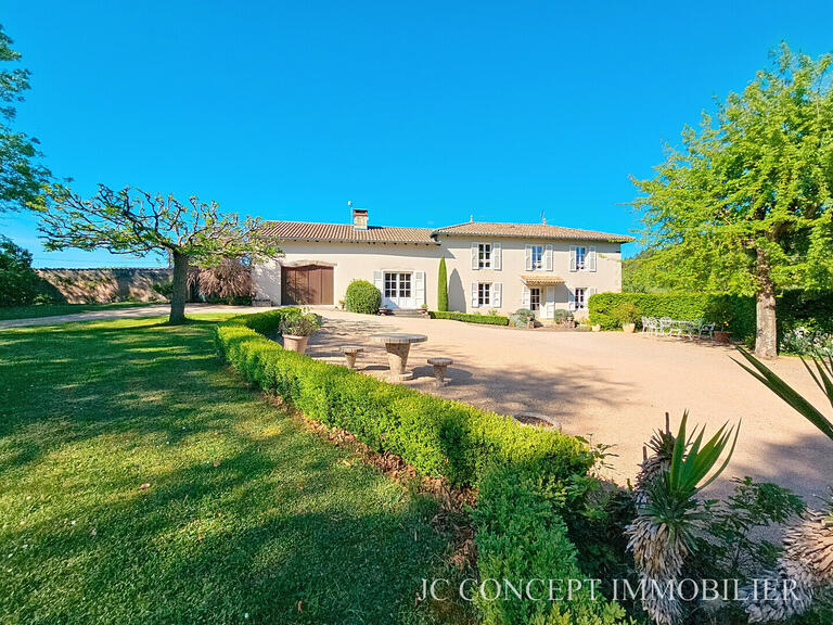 Villa Chevagny-les-Chevrières - 3 chambres - 199m²